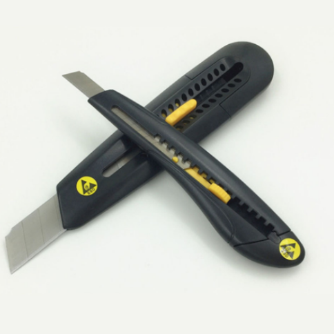 Anti-static utility knife